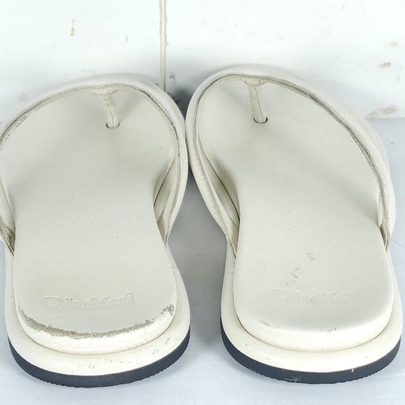 OLUKAI Women's Tiare US7 White Leather Slip-On Flat Flip Flops Thong Sandals - Picture 11 of 16